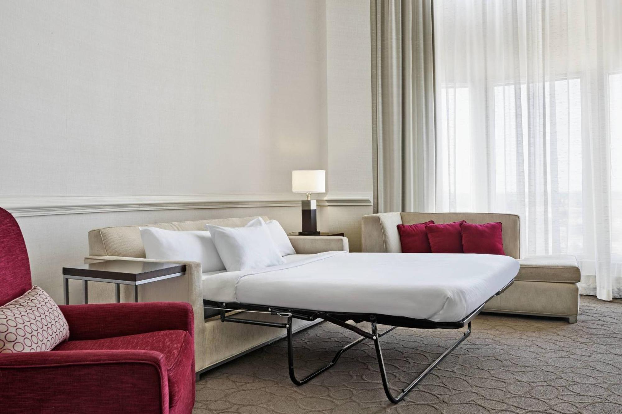 Delta Hotels By Marriott Edmonton South Conference Centre Ngoại thất bức ảnh
