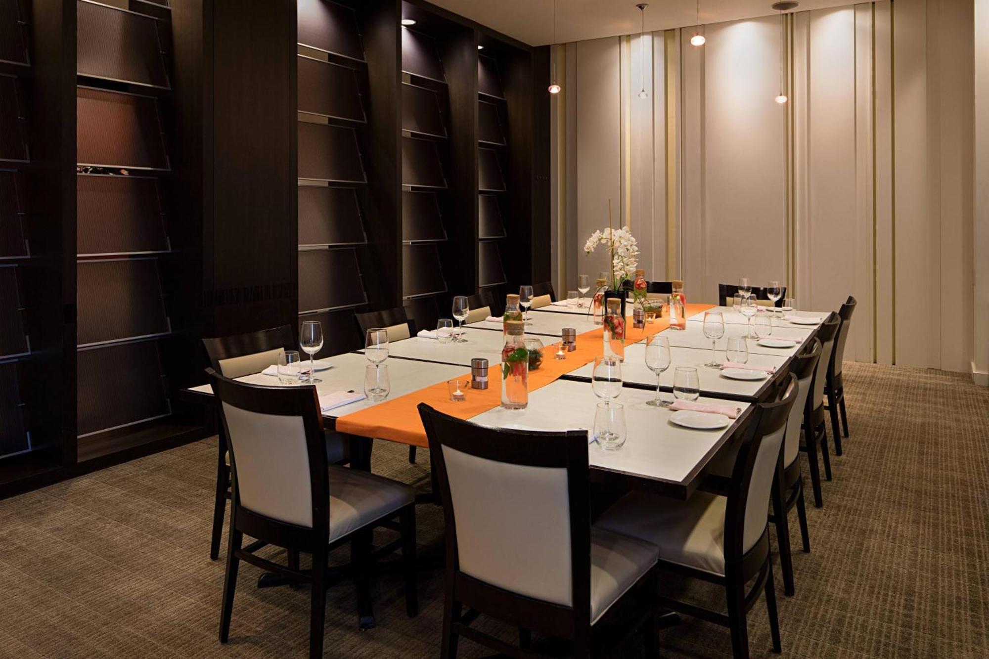 Delta Hotels By Marriott Edmonton South Conference Centre Ngoại thất bức ảnh