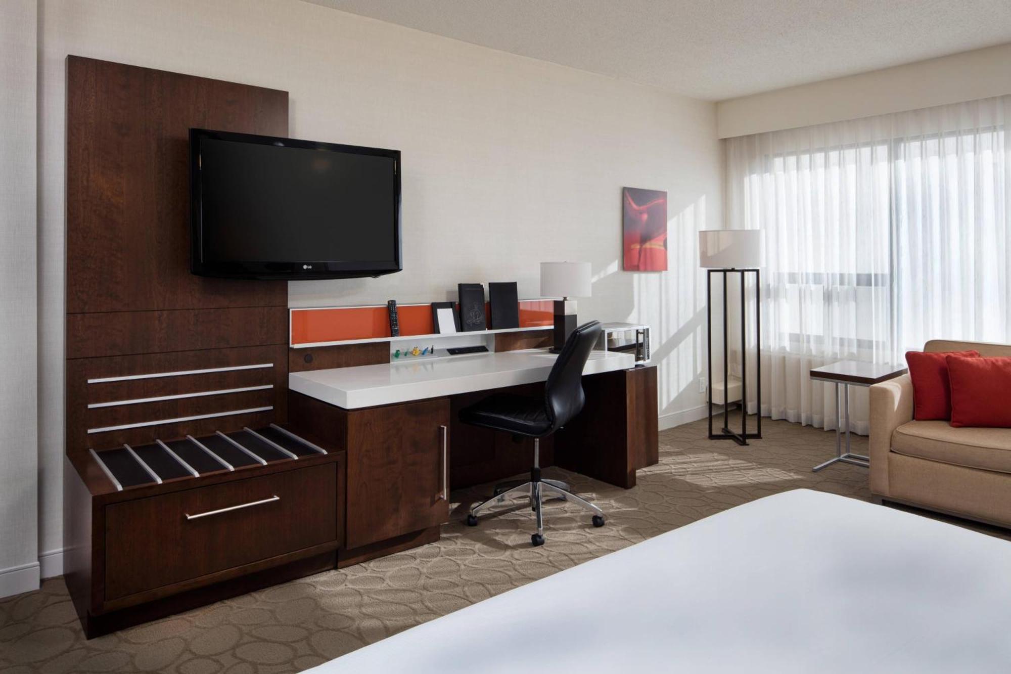 Delta Hotels By Marriott Edmonton South Conference Centre Ngoại thất bức ảnh