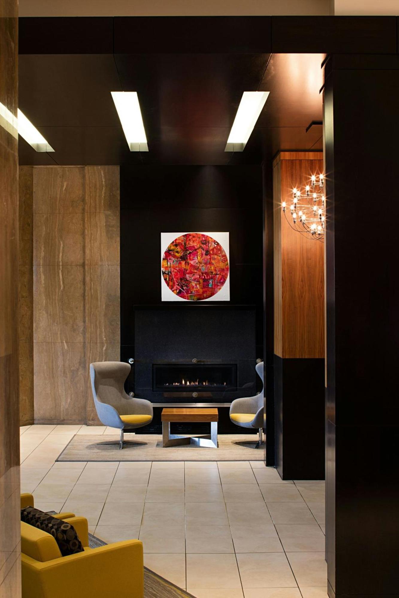 Delta Hotels By Marriott Edmonton South Conference Centre Ngoại thất bức ảnh