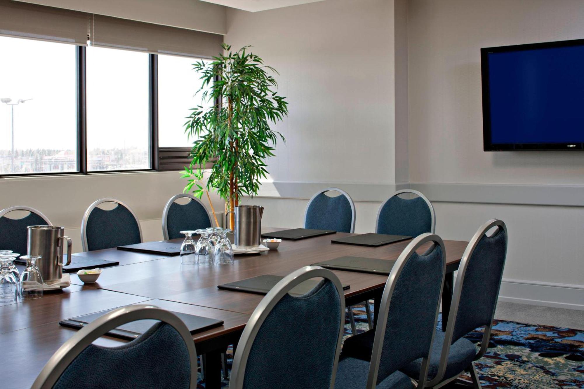 Delta Hotels By Marriott Edmonton South Conference Centre Ngoại thất bức ảnh